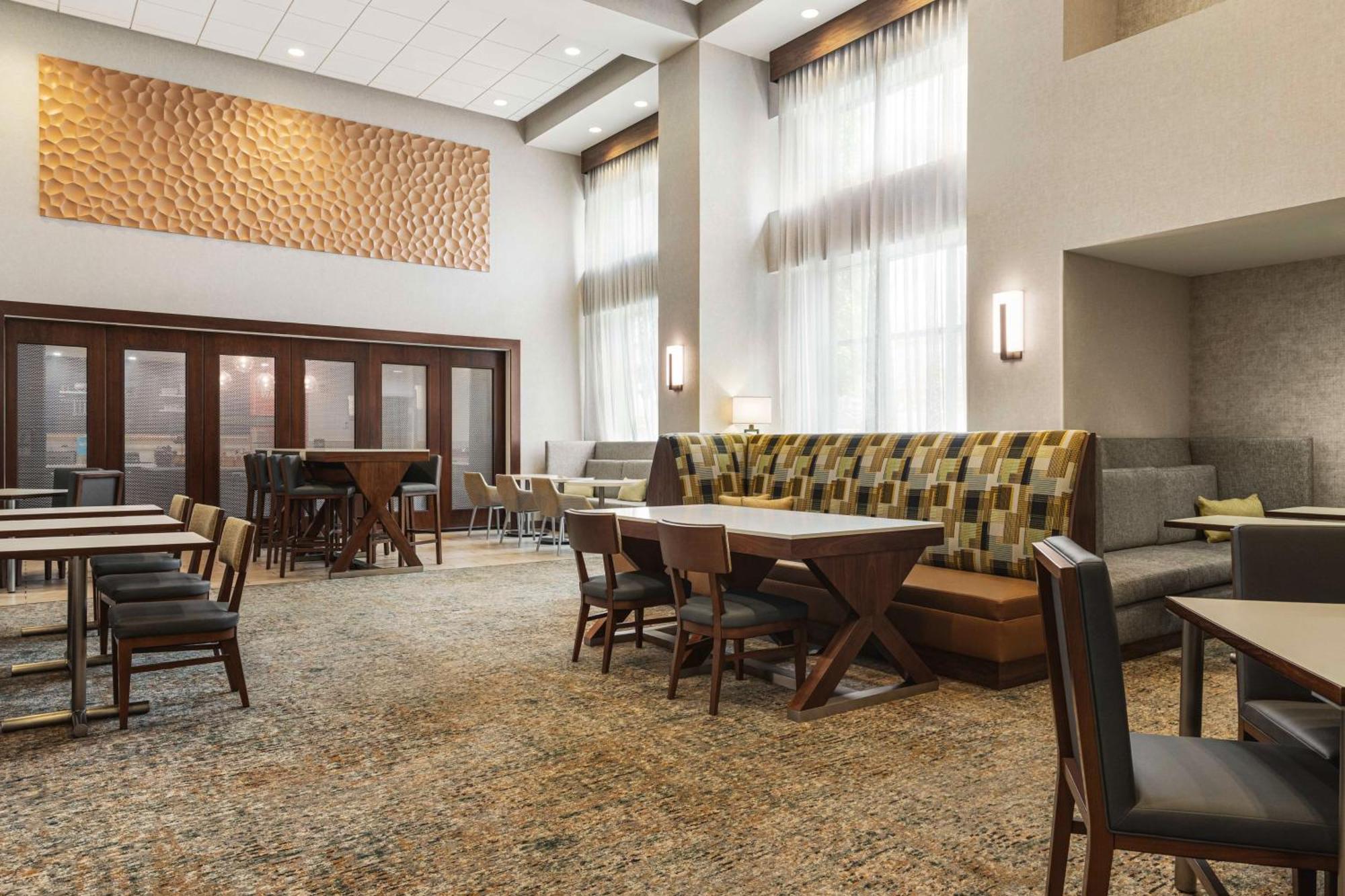 هامبتون إن أند سويتس بيتسبورج واترفرونت ويست هومستيد West Homestead المظهر الخارجي الصورة