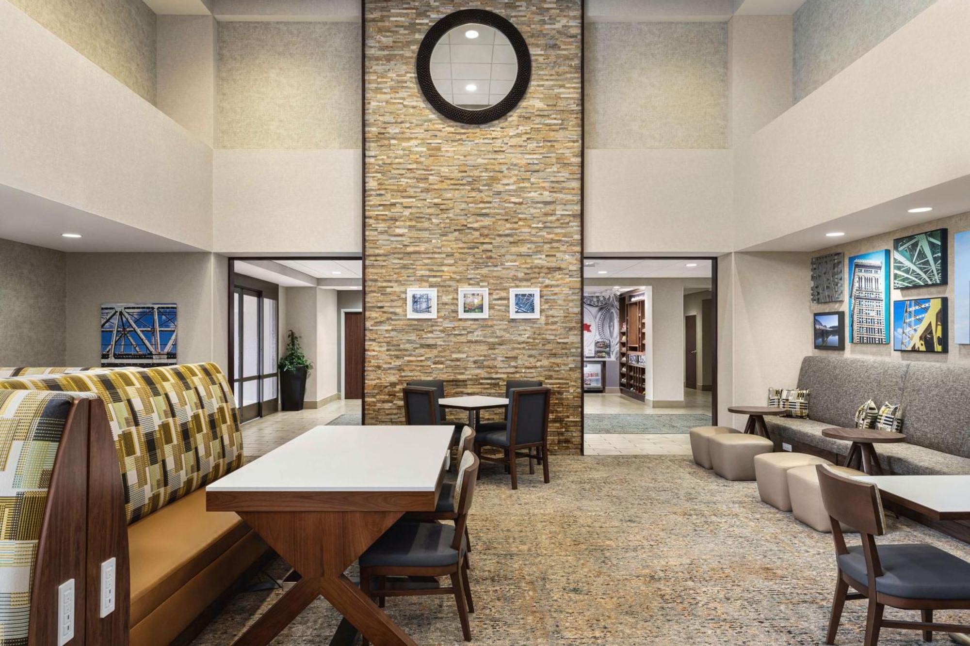 هامبتون إن أند سويتس بيتسبورج واترفرونت ويست هومستيد West Homestead المظهر الخارجي الصورة